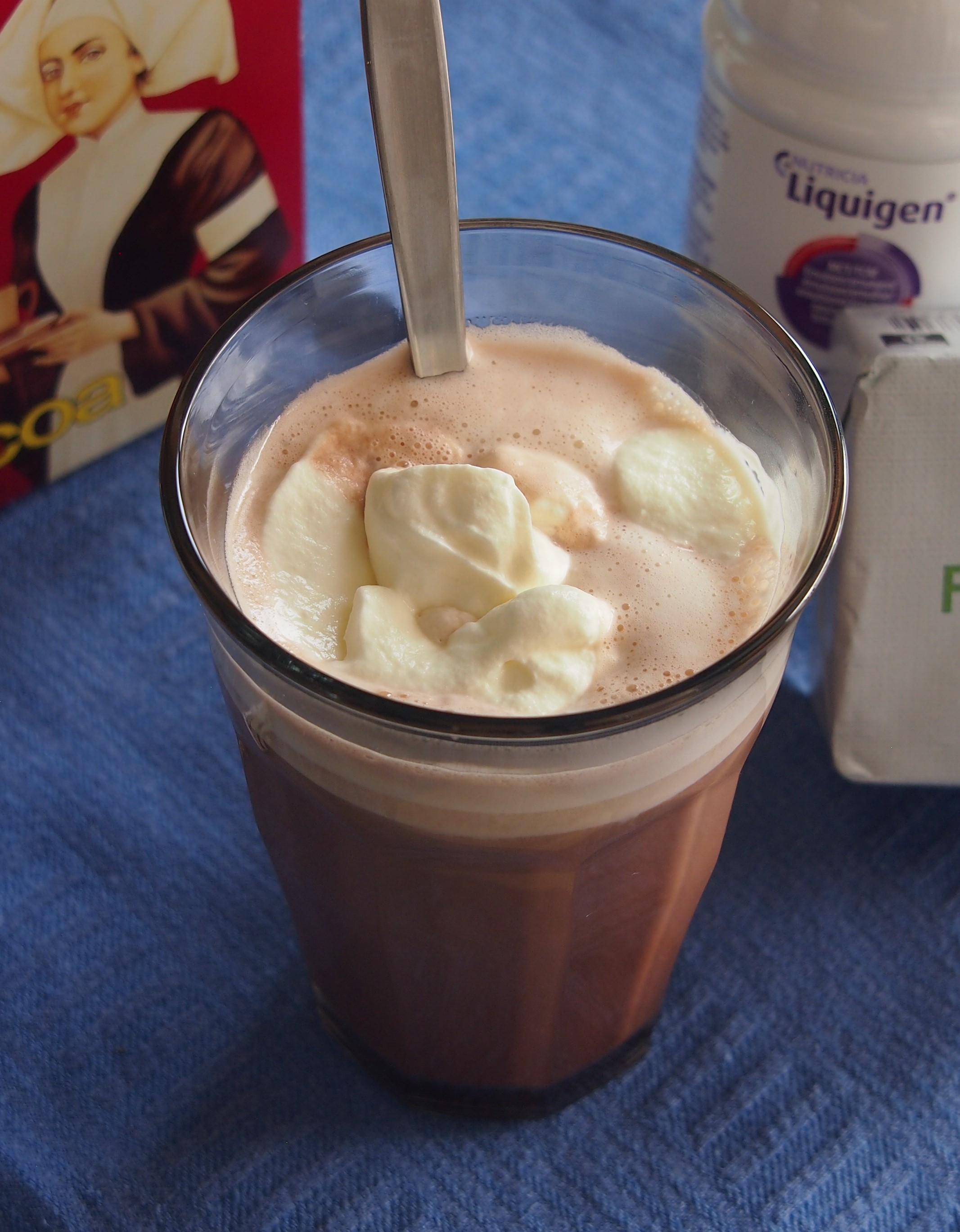 Boisson cacaotée bulletproof (avec ou sans chantilly)